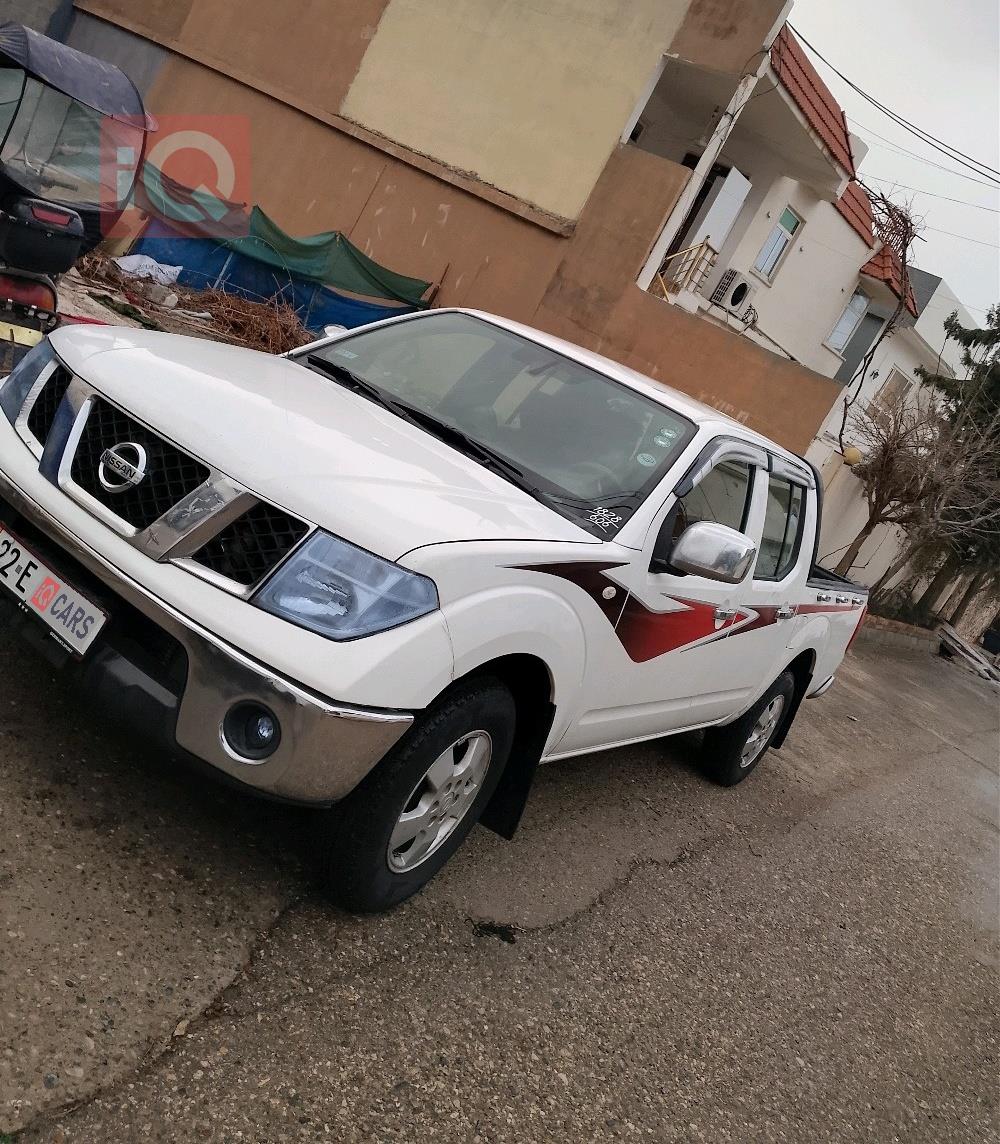 نیسان نەڤارا